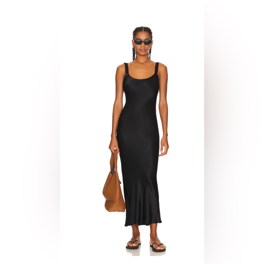 NWT REVOLVE SNDYS Avani Midi Dress in Black